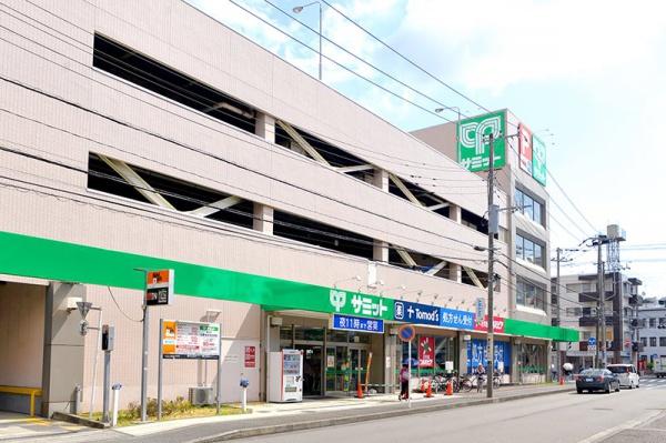 クレッセント新横浜ツインズウエスト(サミットストア菊名店)