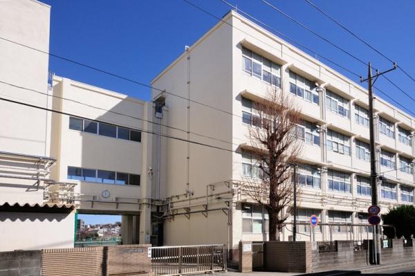 クレッセント新横浜ツインズウエスト(横浜市立大綱中学校)