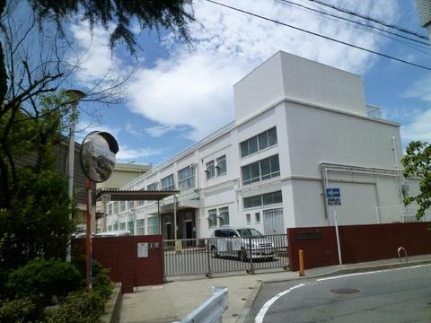 モリスガーデンヒルズ井土ヶ谷(横浜市立井土ヶ谷小学校)