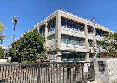 ロイヤルシーズン溝の口CASA(川崎市立高津中学校)