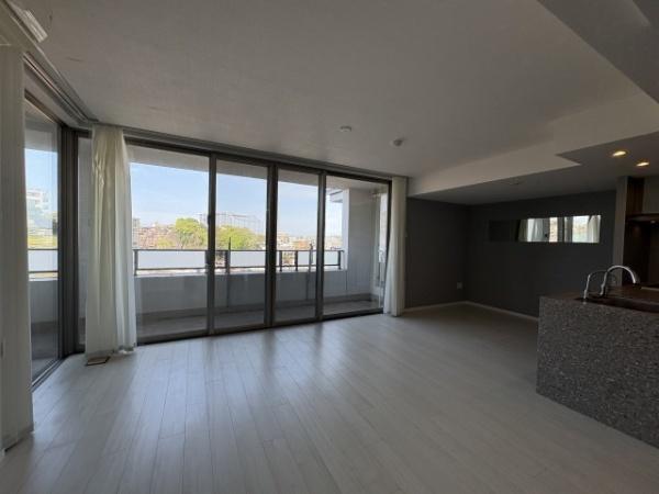 ロイヤルシーズン溝の口CASA