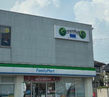 プラハ上池台ヒルズアクシア(ファミリーマート大田仲池上一丁目店)