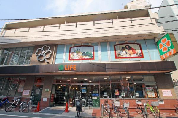 クレッセント目黒青葉台(ライフ中目黒店)