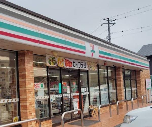 富士市三ツ沢の中古一戸建て(セブンイレブン富士市富士見台店)