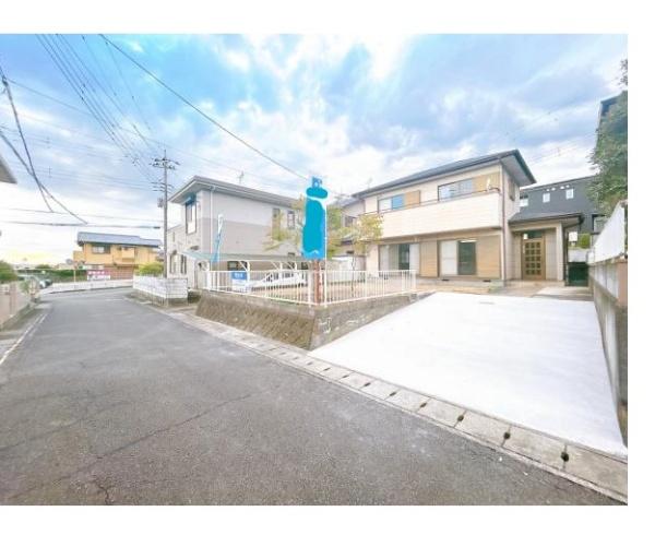 三ツ沢戸建て