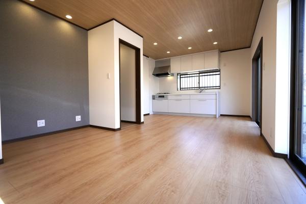 吉原4丁目　戸建て