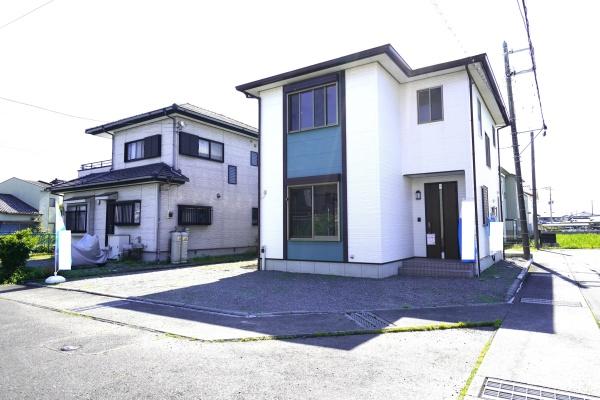 富士市中丸52-12 一戸建て