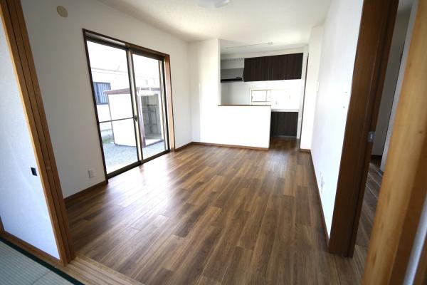 富士市中丸52-12　一戸建て