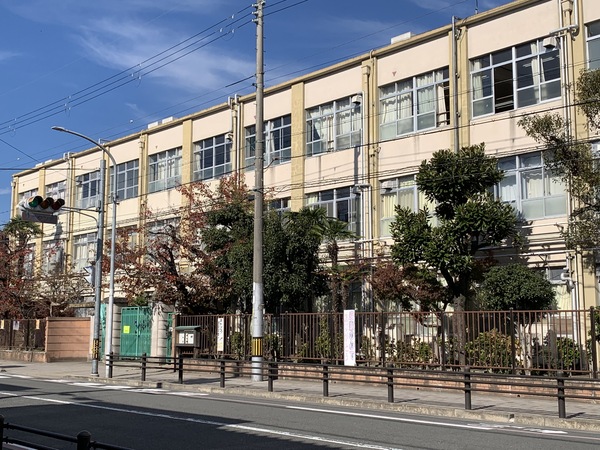 京都市左京区吉田下阿達町の中古一戸建て(京都市立第四錦林小学校)