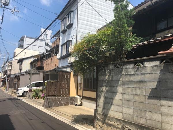Amazon.co.jp: 【中古】 京都の町家と町なみ 何方を見申様に作る