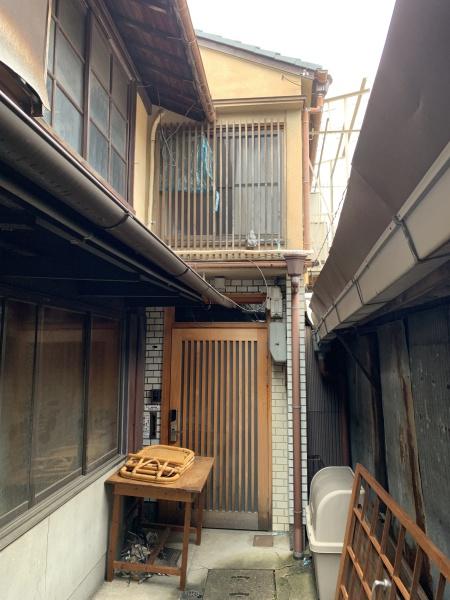 京都市上京区裏門通出水上る白銀町の中古テラスハウス
