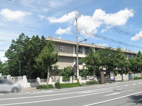 京都市上京区堀川町の土地(京都市立北野中学校)