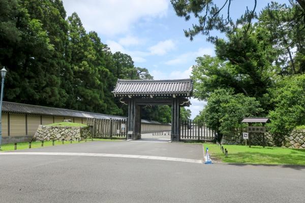 京都市上京区室町通上立売下る裏築地町の土地(京都御苑)