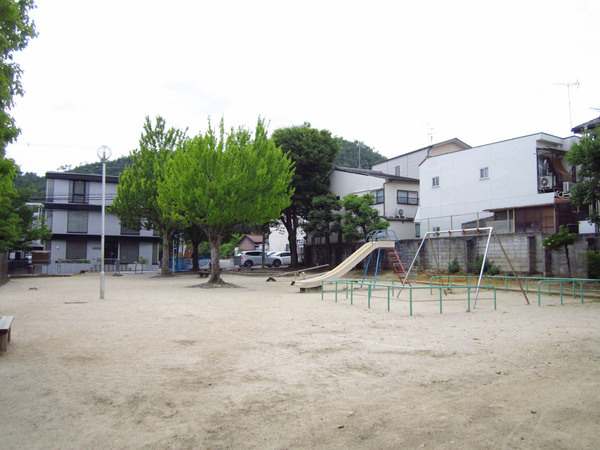 京都市北区鷹峯黒門町の中古一戸建て(鷹ケ峯児童公園)