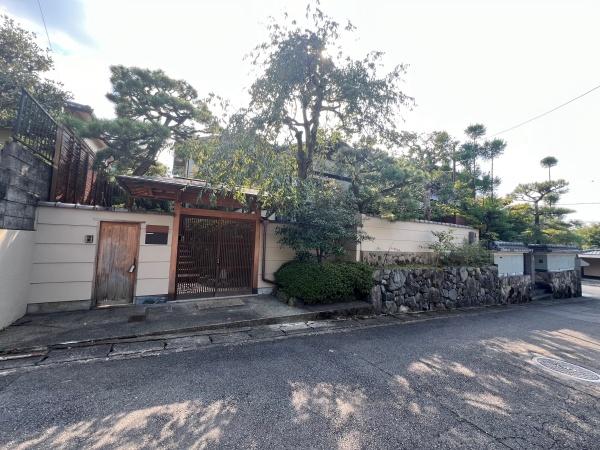 京都市左京区上高野東田町の中古一戸建