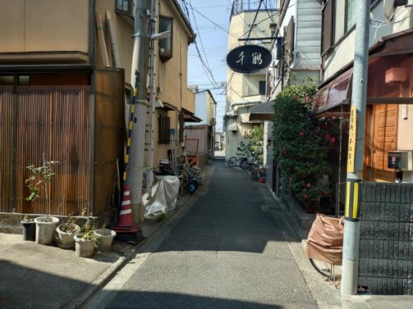 京都市上京区千本通二条下る主税町の中古一戸建