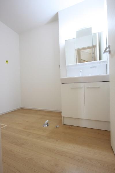 1期1号地(洗面台・洗面所)