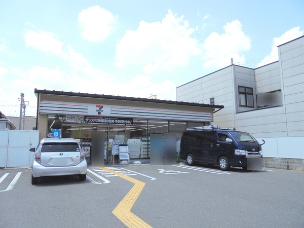 京都市東山区福稲下高松町の中古一戸建て(セブンイレブン京阪鳥羽街道駅前店)