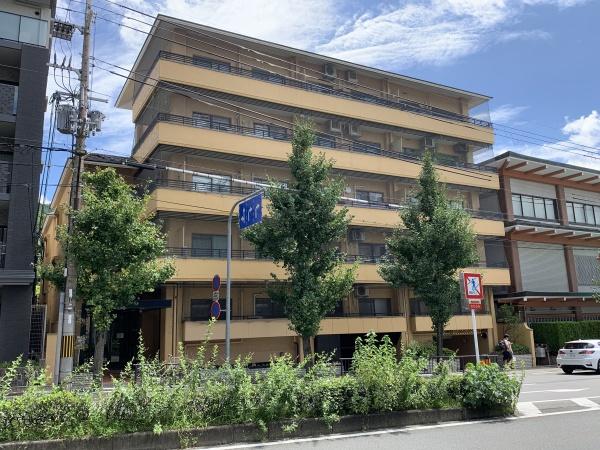 インペリアル東岡崎