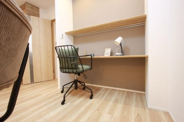 京都北山スカイハイツA棟(リビング)