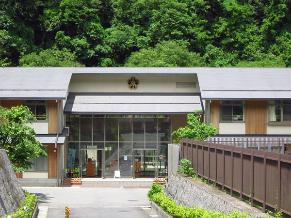 京都市左京区八瀬秋元町の中古一戸建て(京都市立八瀬小学校)