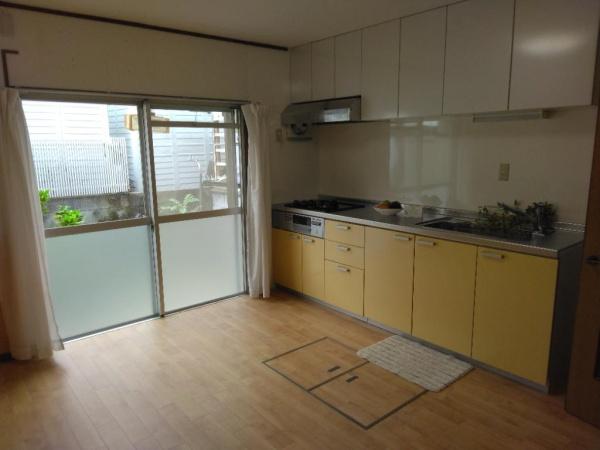京都市左京区岩倉村松町の中古テラスハウス