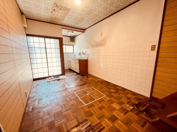 京都市左京区岡崎西福ノ川町の中古一戸建て