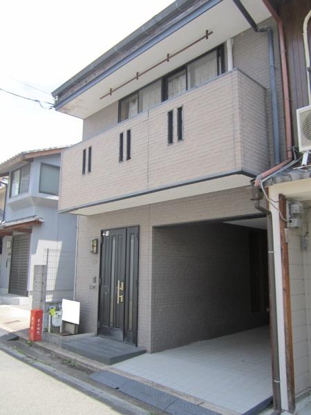 京都市上京区竹屋町通千本東入主税町の中古テラスハウス