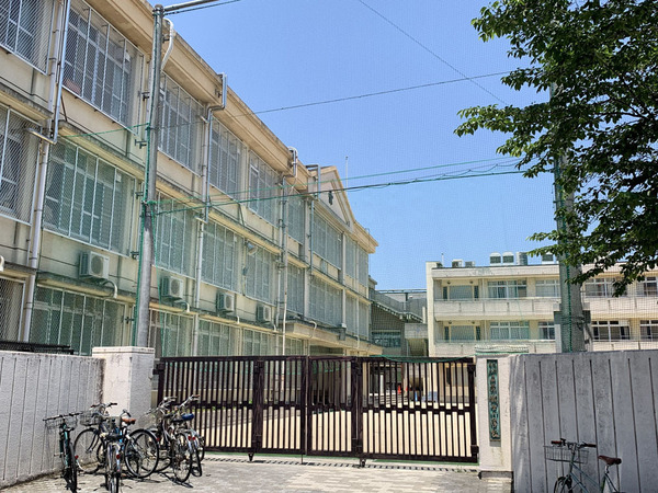 京都市上京区丸太町通黒門東入藁屋町の土地(京都市立二条城北小学校)