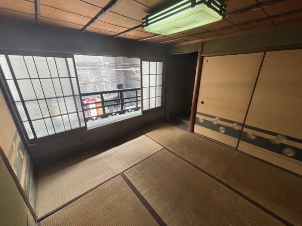 京都市東山区祇園町北側の中古一戸建て