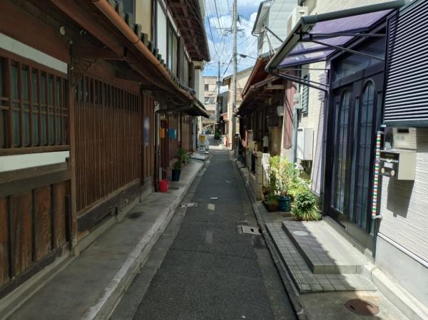 京都市上京区元誓願寺通大宮東入寺今町の中古テラスハウス