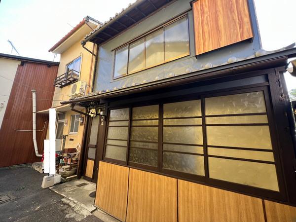 京都市東山区本町１８丁目の中古テラスハウス