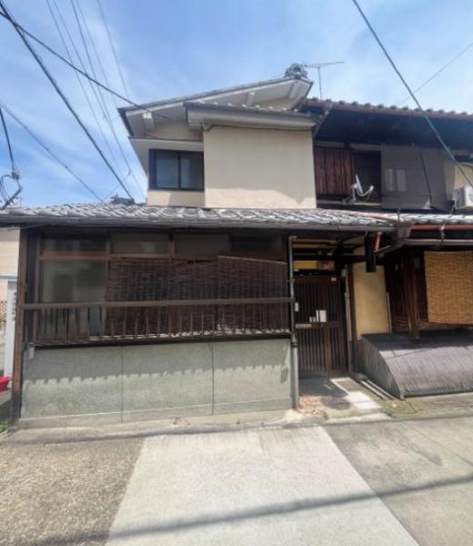京都市上京区浄福寺通一条下る東西俵屋町の中古テラスハウス