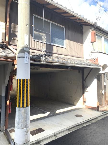京都市東山区松原通大和大路東入２丁目轆轤町の中古テラスハウス