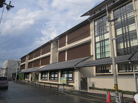 京都市下京区油小路通花屋町下る仏具屋町の土地(京都市立下京渉成小学校)