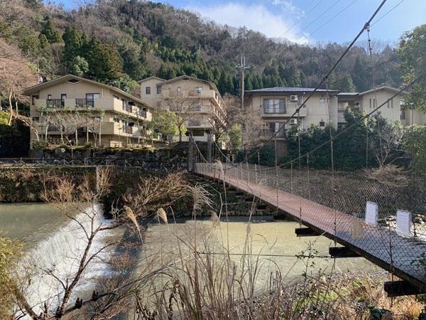 宝嶺パレス