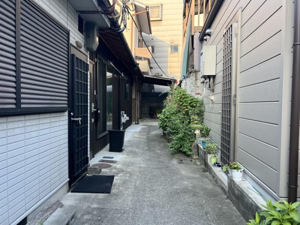 京都市東山区泉涌寺東林町の中古テラスハウス