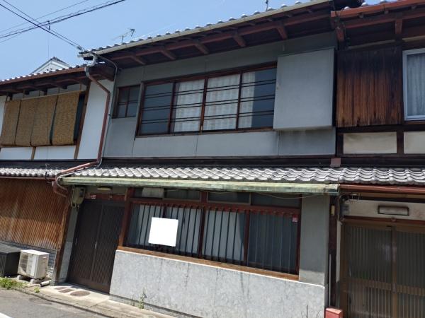 京都市上京区御前通西裏上の下立売下る行衛町の中古テラスハウス