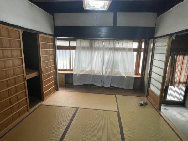 京都市上京区御前通西裏上の下立売下る行衛町の中古一戸建て