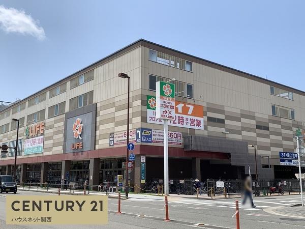 ブランシエラ二条城(ライフ二条駅前店)
