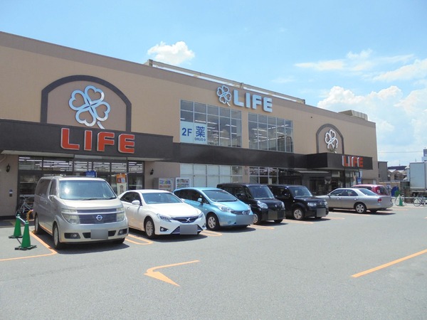 京都市東山区福稲高原町の中古一戸建て(ライフ伏見深草店)