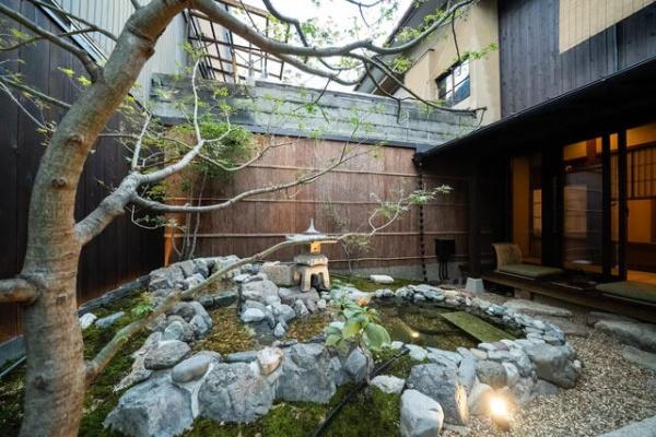 京都市上京区千本通二条下る主税町の中古一戸建て