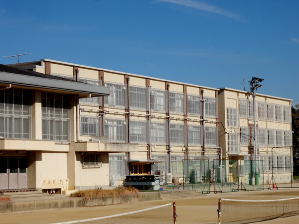 B号棟(京都市立加茂川中学校)