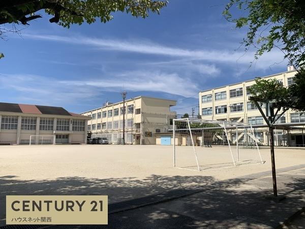 京都市伏見区向島庚申町の中古一戸建て(京都市立向島小学校)