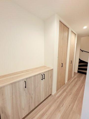 京都市右京区太秦安井藤ノ木町の新築一戸建