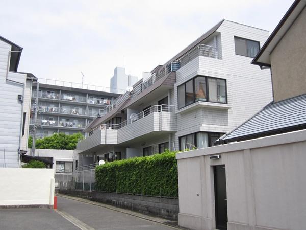 メイゾン衣笠