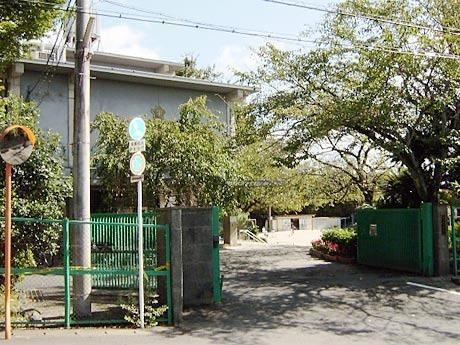 京都市右京区鳴滝宇多野谷の中古一戸建て(京都市立宇多野小学校)
