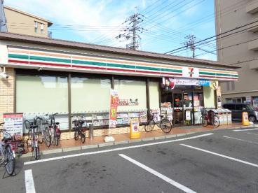 ヴィオス山科音羽マナーズ別邸(セブンイレブン京都竹鼻堂ノ前店)