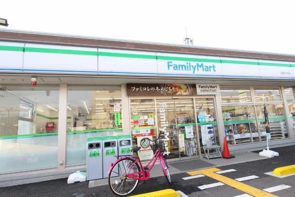 オークリッチ烏丸(ファミリーマート京都烏丸松原店)
