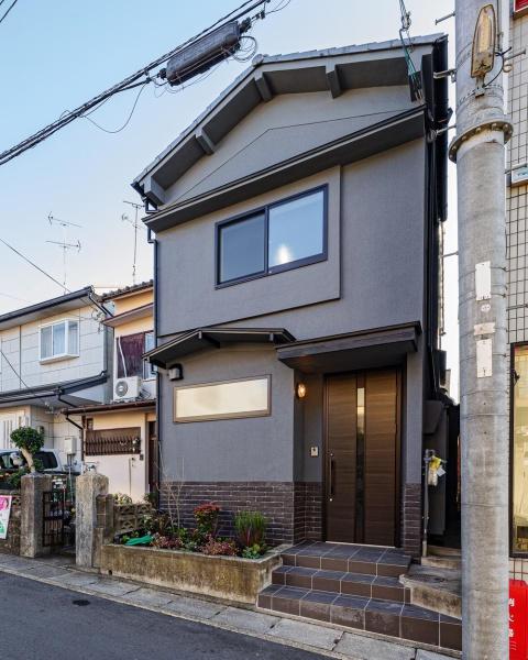 京都市伏見区深草大亀谷東寺町の中古テラスハウス